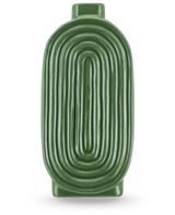 Le Vase Breaths 24 cm vert a une forme ovale nervurée et une petite ouverture en haut, idéal comme vase en céramique pour fleurs artificielles. Se tient debout sur un fond clair.