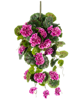 La plante artificielle suspendue Géranium 75 cm violet a des feuilles vertes luxuriantes et des grappes de fleurs violet-magenta vibrantes avec des bords blancs, qui tombent gracieusement sur une tige verticale pour un magnifique affichage suspendu.