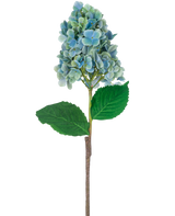 Une seule tige d'hortensia artificiel de 93 cm bleu avec des fleurs d'hortensia bleues et vertes avec des feuilles vertes luxuriantes, isolées sur un fond blanc.