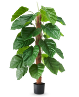 Une plante artificielle Epipremnum aureum, de 120 cm de haut, avec de grandes feuilles vertes brillantes dans un pot noir, représentée sur un fond blanc uni.