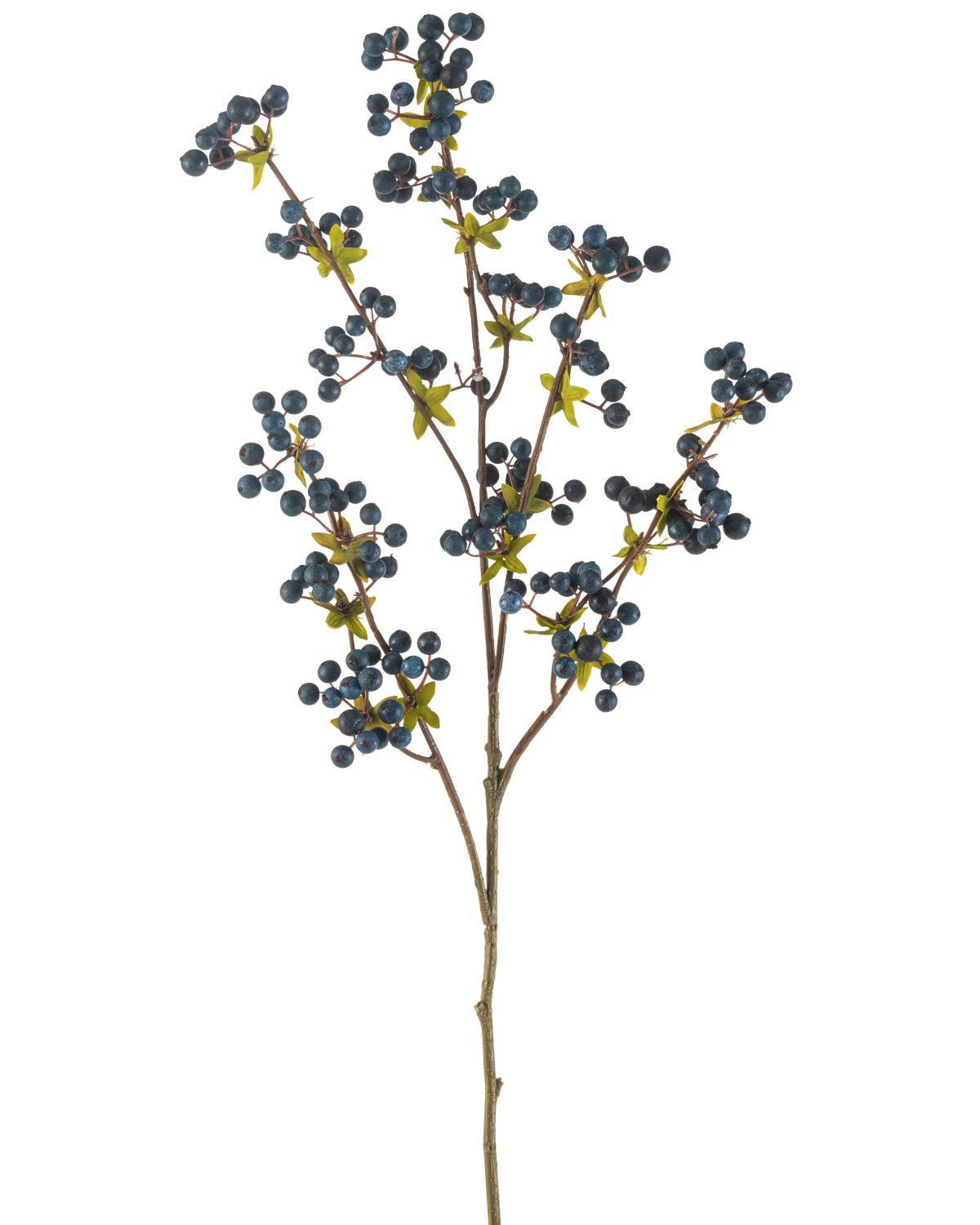 La Fleur Artificielle Baies 104 cm bleu foncé est une simple branche fine avec des feuilles vertes et des grappes de petites baies rondes bleu foncé, disposées sur un fond blanc uni.