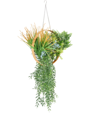 La Fougère artificielle suspendue UV 30 cm en anneau doré contient diverses plantes artificielles, telles que des fougères, des vignes en cascade, de l'herbe épineuse et des fleurs bleues, disposées dans un anneau doré avec une chaîne pour suspendre.