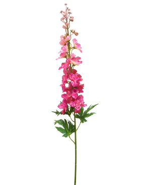 Une seule tige de fleur artificielle Delphinium de 79 cm fuchsia avec des fleurs superposées vibrantes, des feuilles vertes et des bourgeons non ouverts, sur un fond blanc.