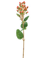 Une seule fleur artificielle Hypericum de 65 cm avec des grappes de petites baies orange/rouge et des feuilles vertes sur un fond clair.
