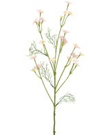 La Fleur Artificielle Wild Flower 68 cm rose clair possède une seule tige verte avec des feuilles plumeuses et de multiples branches ornées de petites fleurs rose clair, sur un fond blanc uni.