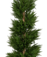 La Plante Artificielle Conifère Spiral UV 120 cm est un grand cyprès vert artificiel avec des feuilles denses en forme d'aiguilles et un tronc marron visible, photographié sur un fond blanc.
