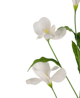 De Kunstrododendron Azalea Real Touch Wit 80cm heeft drie delicate witte bloemen met groene stelen en bladeren tegen een effen witte achtergrond.