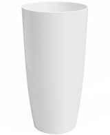 Le Santorini Planter, un grand vase cylindrique blanc (Ø33 cm x H65 cm) avec une finition lisse et brillante, se dresse sur un fond blanc uni.