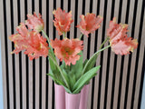 Zijden kunstbloemen boeket Franse Parkiet Tulp koraal