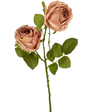 La Rose Artificielle Deluxe 55 cm rose possède deux roses artificielles rose-brun avec des feuilles vertes sur une seule tige, qui forment un contraste saisissant sur un fond blanc uni.