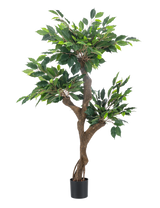La Plante Artificielle Ficus Crazy 120 cm est un grand arbre artificiel en pot avec de multiples troncs bruns et des feuilles vertes denses, représenté sur un fond blanc uni.