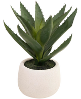 La plante artificielle Aloe Vera 28 cm est présentée dans un pot simple et rond en céramique blanche, avec des feuilles vertes et épineuses réalistes sur un fond blanc uni.