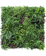 La Haie Artificielle Wonderland 100x100 cm UV est un jardin vertical carré avec un mélange dense de feuilles vertes et violettes, de fougères et de petites fleurs jaunes dans un agencement luxuriant et structuré.