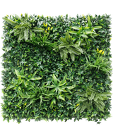 La Haie Artificielle Volta 100x100 cm UV est un mur végétal carré au feuillage artificiel dense, avec diverses plantes à feuillage comme des fougères et des petites fleurs jaunes, disposées sur un fond luxuriant.
