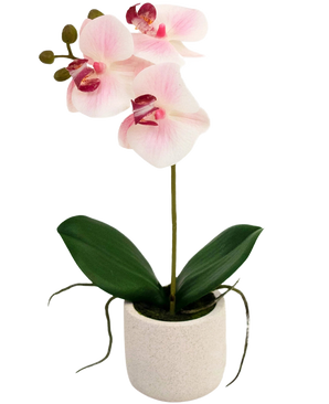 L'orchidée artificielle Real Touch 30 cm rose/blanc a trois fleurs rose clair et des feuilles vertes dans un simple pot blanc, parfait pour égayer n'importe quelle pièce.