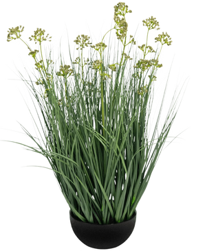 Le gazon artificiel poireau fleur oignon herbe pot 60 cm ignifuge a de longues et fines feuilles vertes et de longues tiges avec des grappes de fleurs jaune-vert dans un pot noir, représenté sur un fond blanc.
