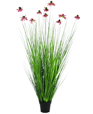 Le gazon artificiel chrysanthème 150 cm ignifuge a de longues et fines feuilles vertes ressemblant à de l'herbe et de longues tiges avec des fleurs roses ressemblant à des marguerites, présentées dans un pot sur un fond blanc uni.